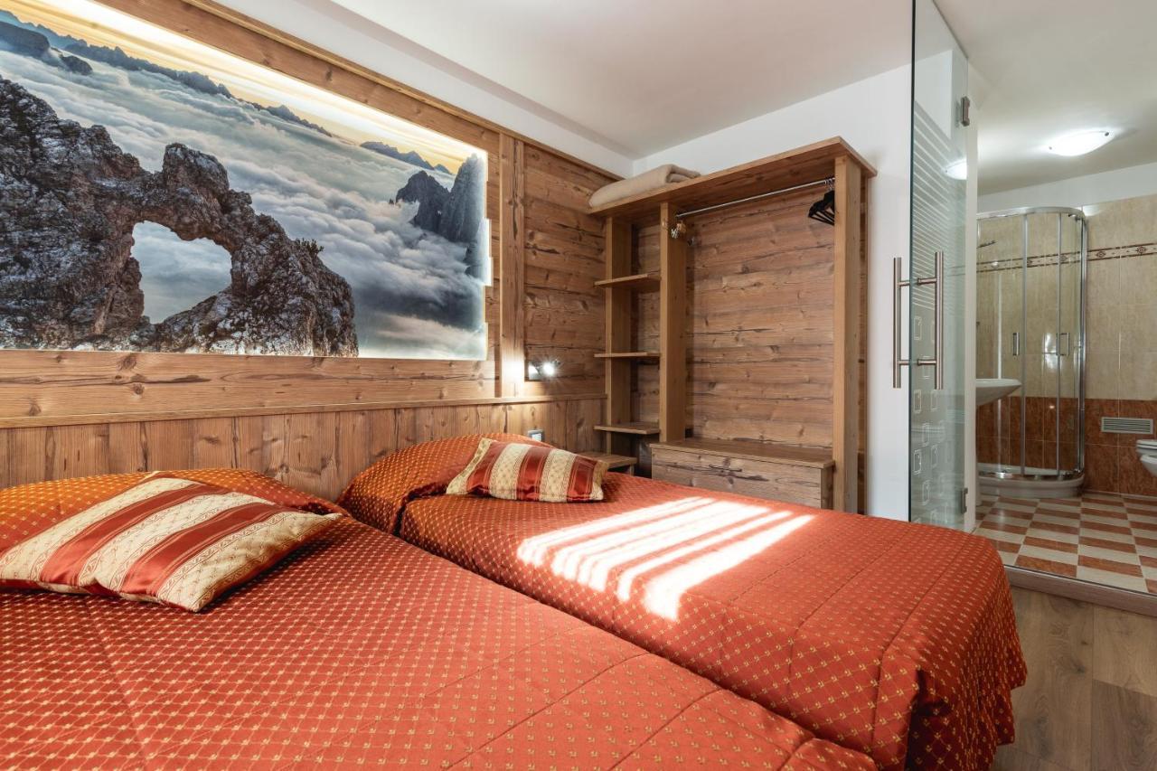 Hotel Touring Predazzo Ngoại thất bức ảnh