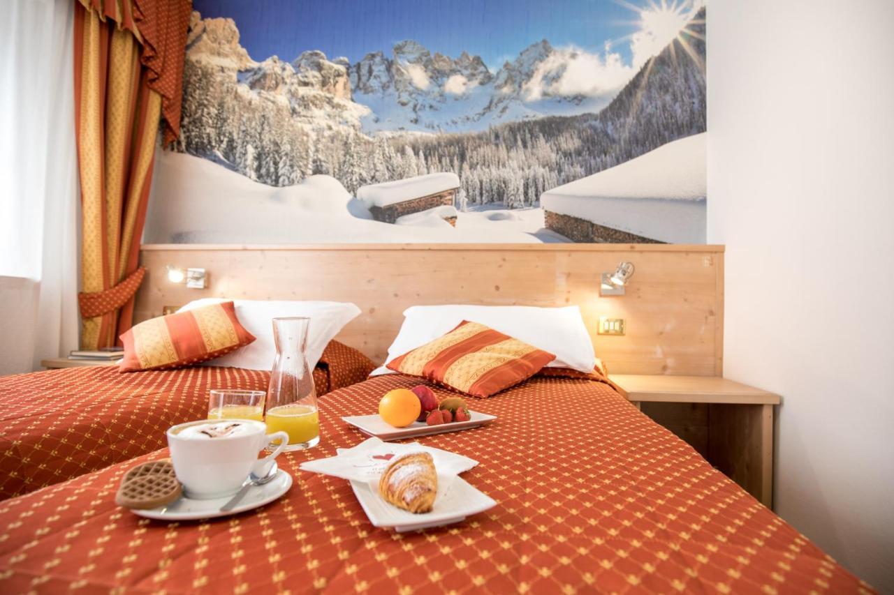 Hotel Touring Predazzo Ngoại thất bức ảnh