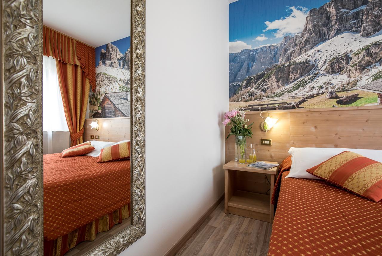 Hotel Touring Predazzo Ngoại thất bức ảnh